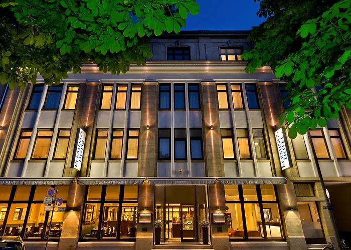 Отель Flemings Frankfurt Hamburger Allee 4*